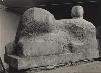 HENRY MOORE (1898-1896) Detail of Reclining Figure (Elm Wood).